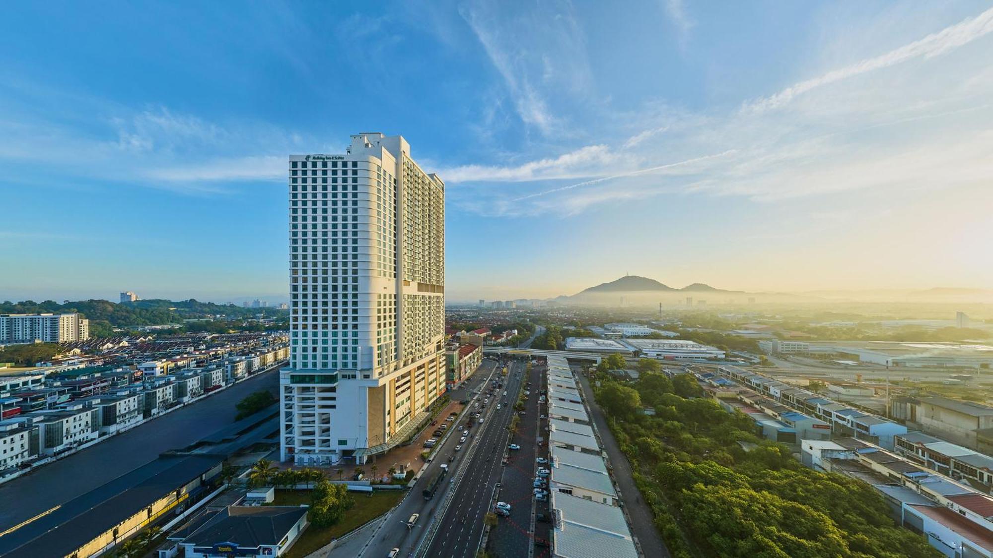 Holiday Inn & Suites Penang Prai By Ihg Bukit Mertajam Ngoại thất bức ảnh